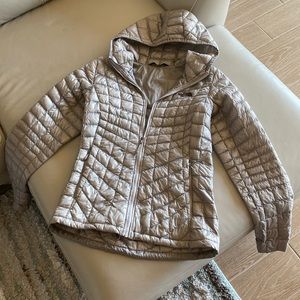 Gray Women’s North Face Thermoball Jacket